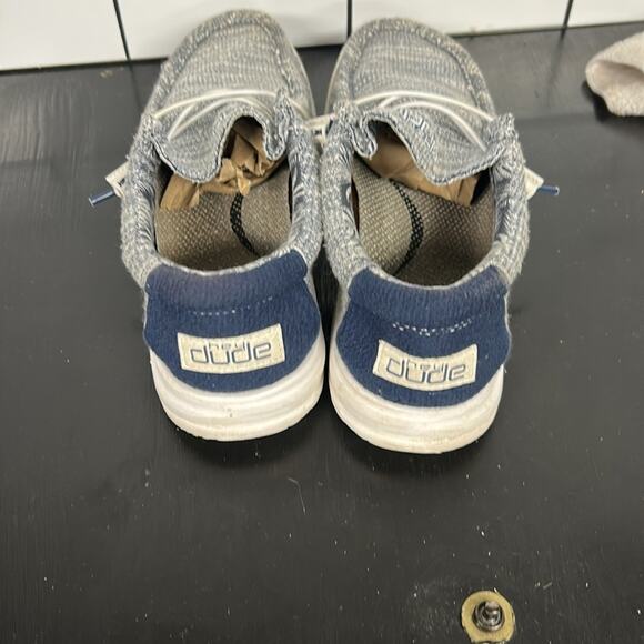 Hey Dude Shoes Men's 8 White Gray Cushioned Comfort Casual Slip On Loafers - Picture 3 of 6